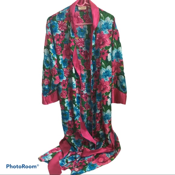 Victoria’s Secret Floral Robe Size PS - Picture 1 of 9
